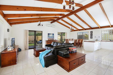 Michael Street 39, Golden Beach - Holiday Adelaide 3
