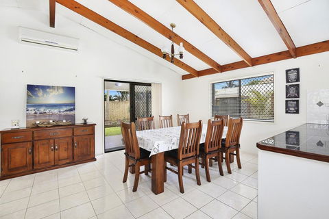 Michael Street 39, Golden Beach - Holiday Adelaide 1
