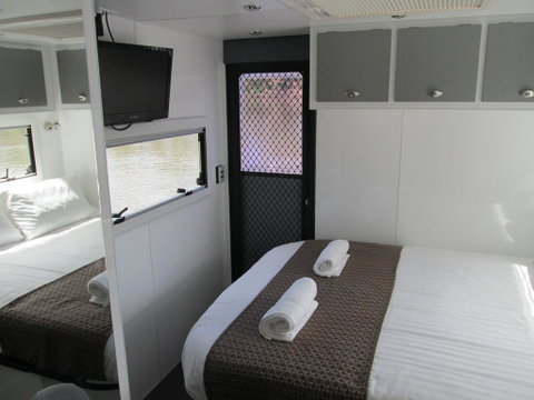 Moama On Murray Houseboats - Holiday Adelaide 3