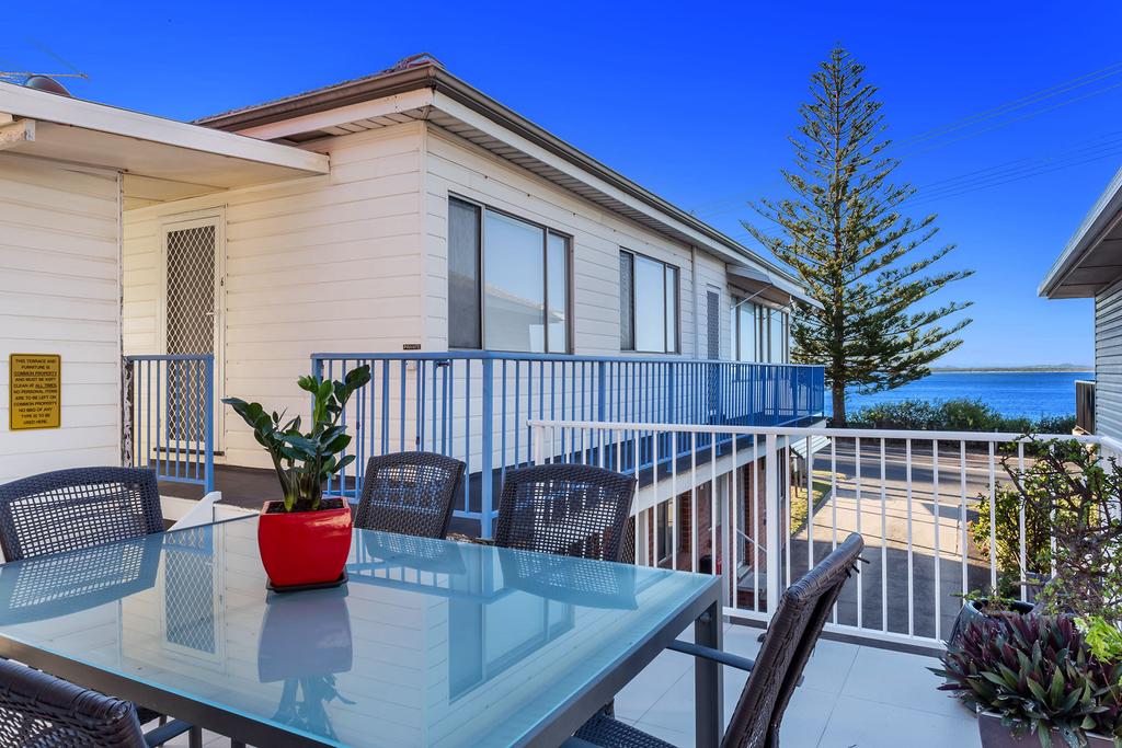 Shoal Bay NSW Holiday Adelaide