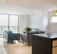 Modern 2 bedroom Apartment in the Heart of Burwood - Holiday Adelaide