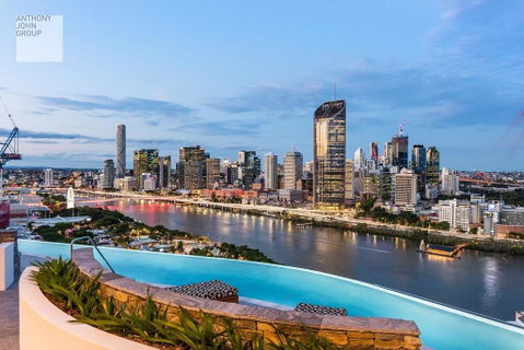 Modern Apartment In South Brisbane Infinity Pool - Holiday Adelaide 1