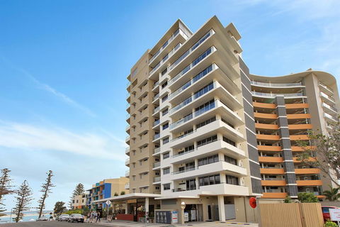 Monaco Unit 905, 12 Otranto St - Holiday Adelaide 1