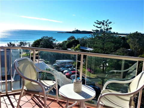 Mooloolaba Beachfront Apartment - Holiday Adelaide 1
