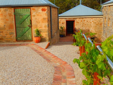 Morialta Barns - Holiday Adelaide 1