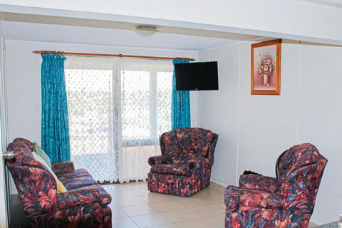 Most Affordable Holiday Home Toowoomba - Holiday Adelaide 2
