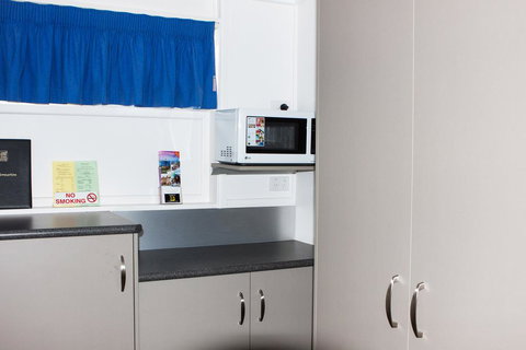 Motel Myall - Holiday Adelaide 2