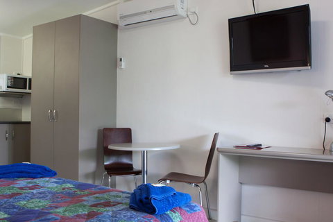 Motel Myall - Holiday Adelaide 1