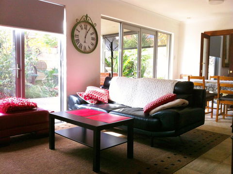 Mt Lawley Garden Apartment - Holiday Adelaide 0