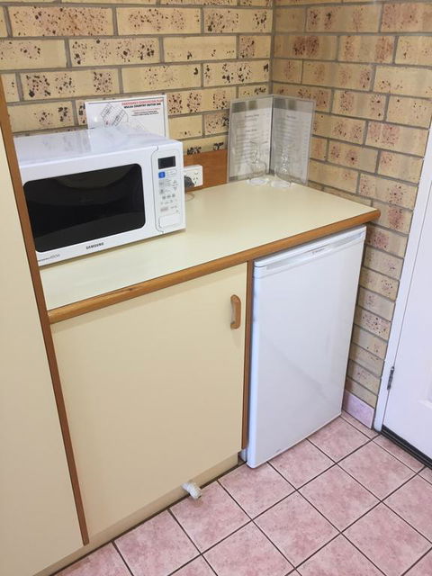 Mulga Country Motor Inn - Holiday Adelaide 3