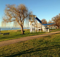 MURRAY GRANGE VILLA 4 - Holiday Adelaide