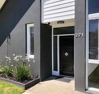 Murray's Place on Pakenham - Holiday Adelaide
