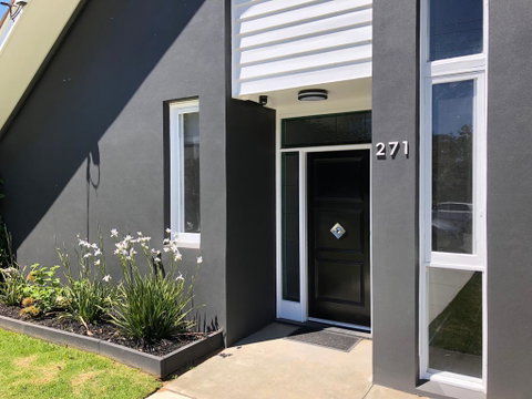 Murray's Place On Pakenham - Holiday Adelaide 0