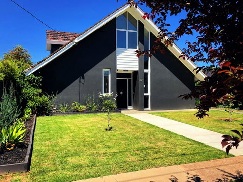 Murray's Place On Pakenham - Holiday Adelaide 1