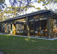 Myer House - Holiday Adelaide