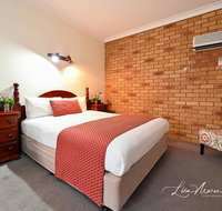 Narrandera Club Motor Inn - Holiday Adelaide