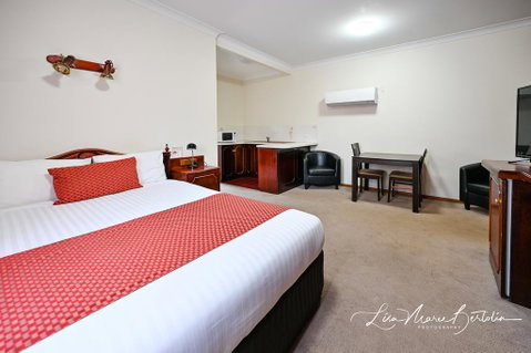 Narrandera Club Motor Inn - Holiday Adelaide 3