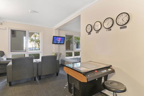 The Peninsula Riverside Serviced Apartments - Holiday Adelaide 40