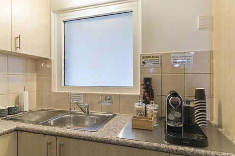 The Peninsula Riverside Serviced Apartments - Holiday Adelaide 37