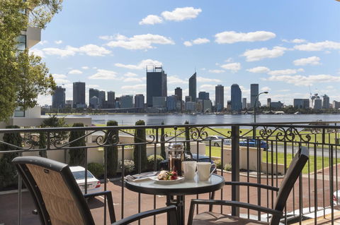 The Peninsula Riverside Serviced Apartments - Holiday Adelaide 32