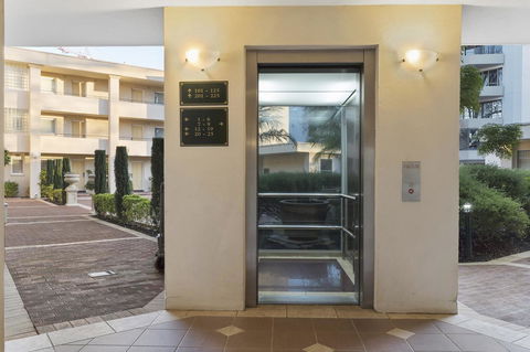 The Peninsula Riverside Serviced Apartments - Holiday Adelaide 38