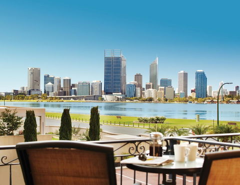 The Peninsula Riverside Serviced Apartments - Holiday Adelaide 34