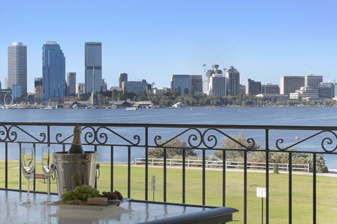 The Peninsula Riverside Serviced Apartments - Holiday Adelaide 16