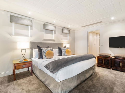 The Peninsula Riverside Serviced Apartments - Holiday Adelaide 4