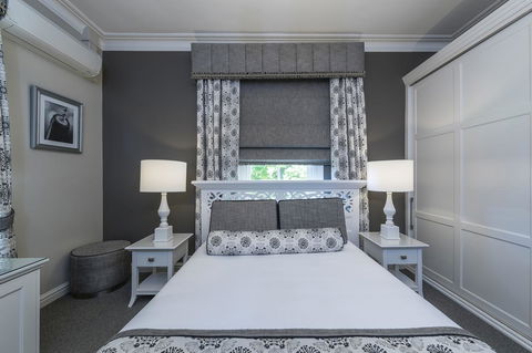 Grand Mercure Basildene Manor - Holiday Adelaide 24