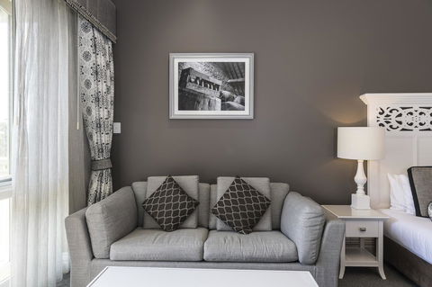 Grand Mercure Basildene Manor - Holiday Adelaide 18