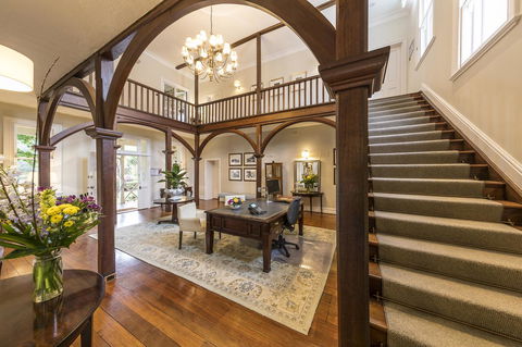 Grand Mercure Basildene Manor - Holiday Adelaide 1