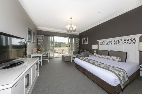 Grand Mercure Basildene Manor - Holiday Adelaide 16