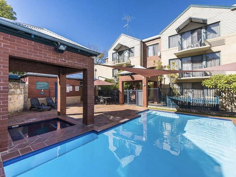 Subiaco Village 20 - Holiday Adelaide 17