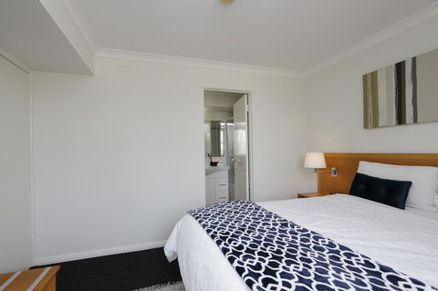 Hillarys Marina Apartment - Holiday Adelaide 26