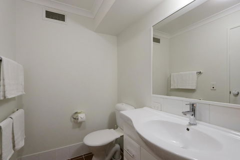 Hillarys Marina Apartment - Holiday Adelaide 27