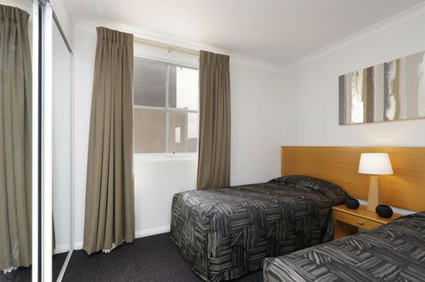 Hillarys Marina Apartment - Holiday Adelaide 18