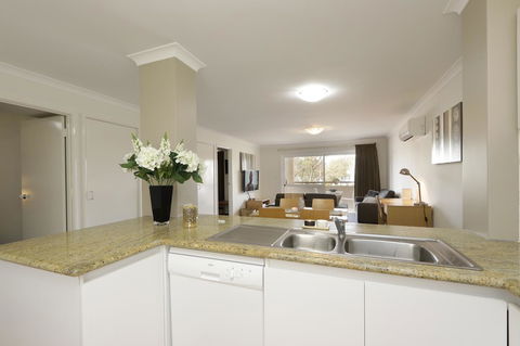 Hillarys Marina Apartment - Holiday Adelaide 12