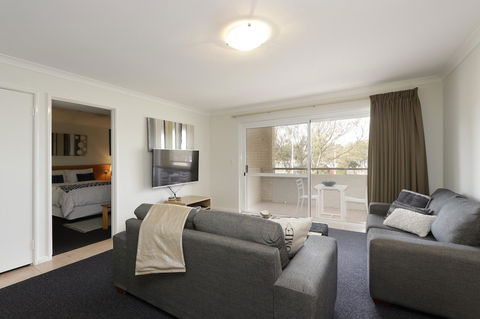 Hillarys Marina Apartment - Holiday Adelaide 8