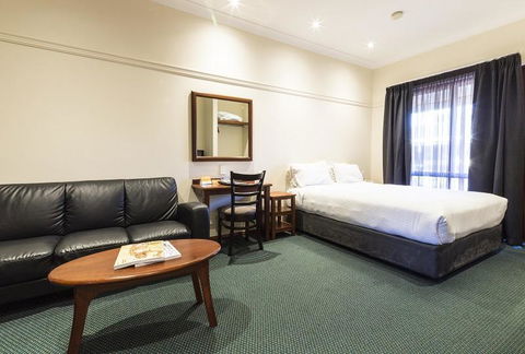 Stay Margaret River - Holiday Adelaide 5