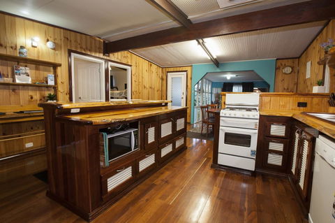 Rustic Retreat Esperance - Holiday Adelaide 10