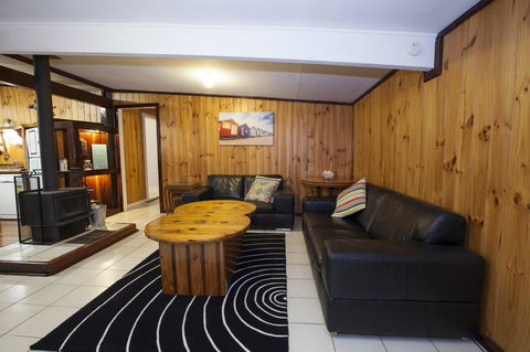 Rustic Retreat Esperance - Holiday Adelaide 7