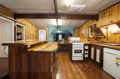 Rustic Retreat Esperance - Holiday Adelaide 9