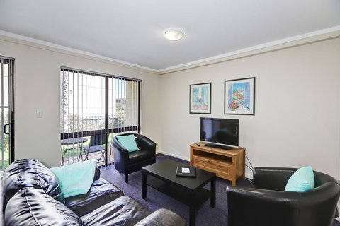 West Beach Lagoon 202 - Quiet & Ground Floor! - Holiday Adelaide 12