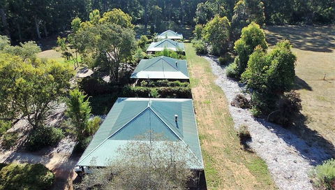Treenbrook Cottages - Holiday Adelaide 0