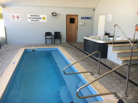 Geographe Bay Apartment - Holiday Adelaide 15