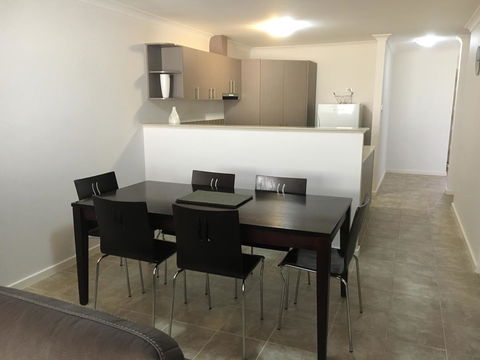 Geographe Bay Apartment - Holiday Adelaide 12