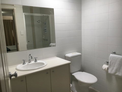 Geographe Bay Apartment - Holiday Adelaide 16
