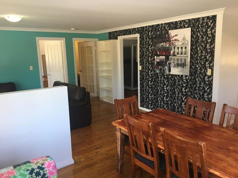 Esperance Central Accommodation - Holiday Adelaide 33