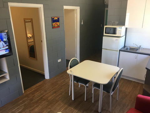 Esperance Central Accommodation - Holiday Adelaide 40