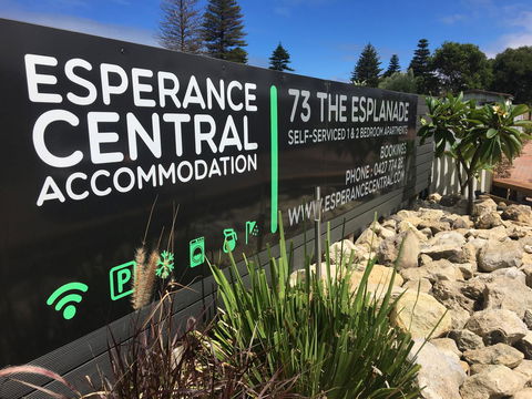 Esperance Central Accommodation - Holiday Adelaide 4